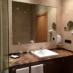 Restaurante El Valles 4 Estrellas Отель