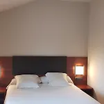 Отель Restaurante El Valles 4 Estrellas