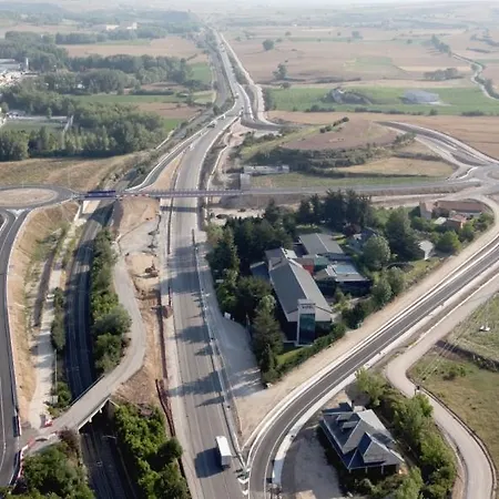 Restaurante El Valles 4 Estrellas Hotel 4*