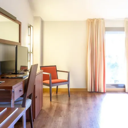 Restaurante El Valles 4 Estrellas Hotel 4*