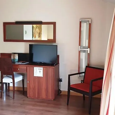Ξενοδοχείο Restaurante El Valles 4 Estrellas 4*
