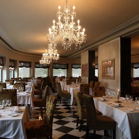 Hotell Restaurante El Valles 4 Estrellas 4*