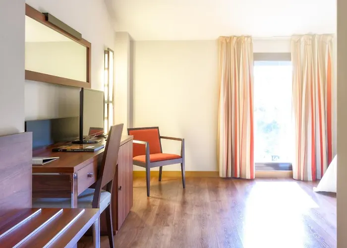 Restaurante El Valles 4 Estrellas Hotell 4*