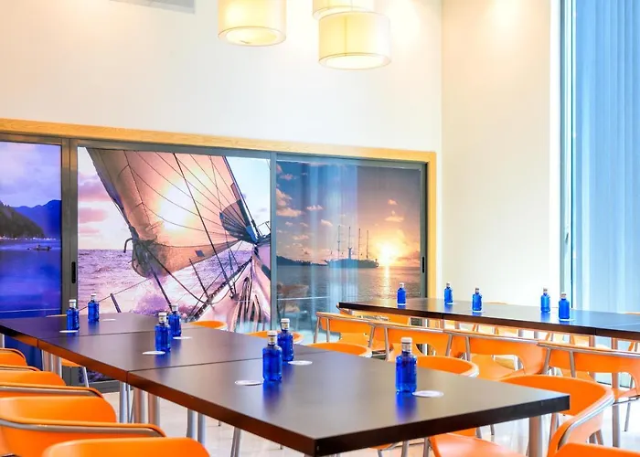 Hotell Restaurante El Valles 4 Estrellas 4*