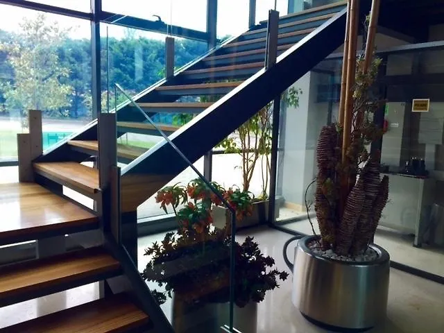 Szálloda Restaurante El Valles 4 Estrellas